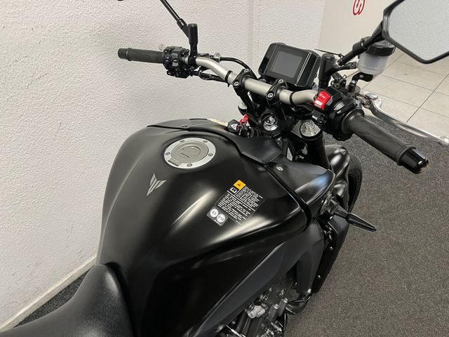 yamaha - mt-09