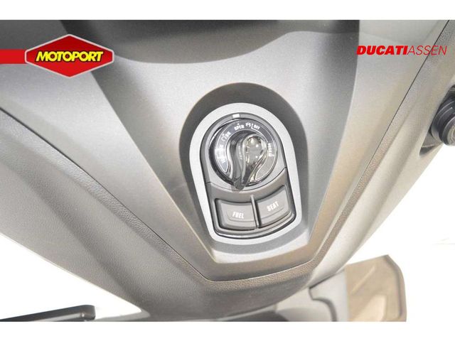 yamaha - tricity-300