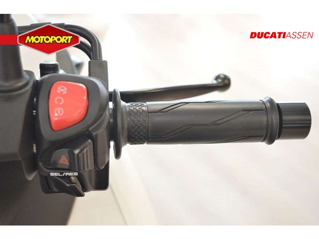 yamaha - tricity-300