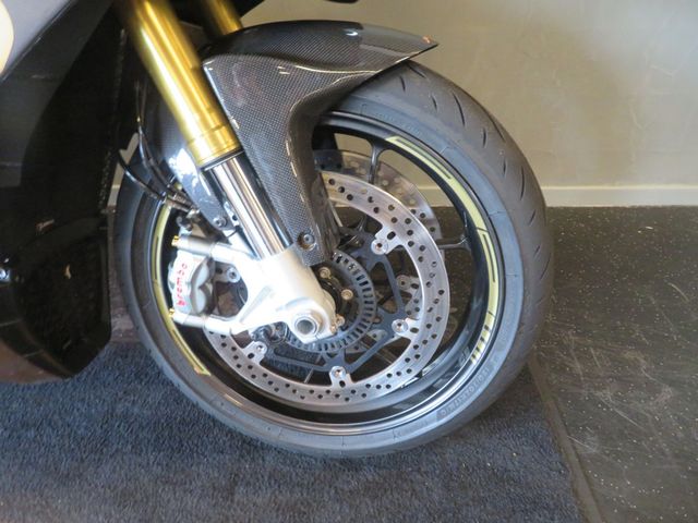 aprilia - tuono-v4-r-aprc