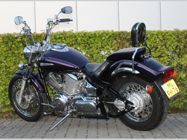 yamaha - xvs-1100-dragstar