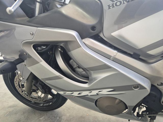 honda - cbr-600-f-injectie