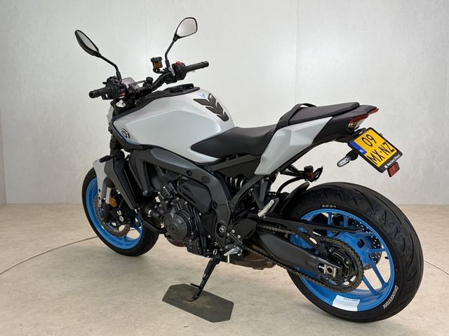 yamaha - mt-09-y-amt