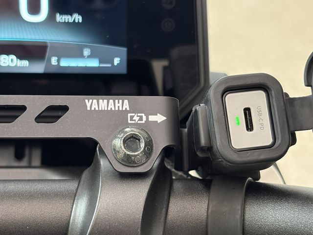 yamaha - mt-09-y-amt