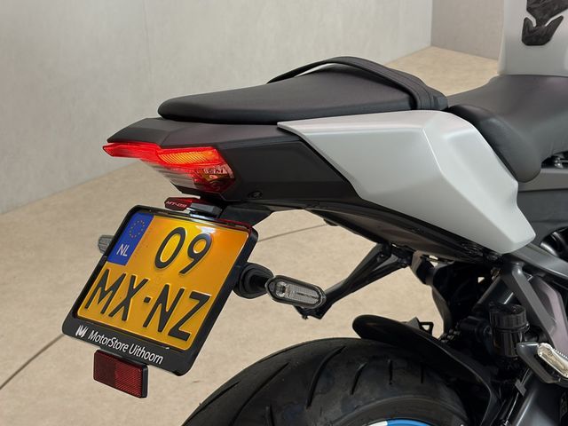 yamaha - mt-09-y-amt