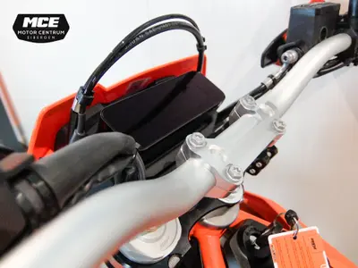 KTM 690 ENDURO R – foto 4