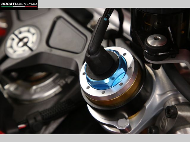 ducati - panigale-v4-s