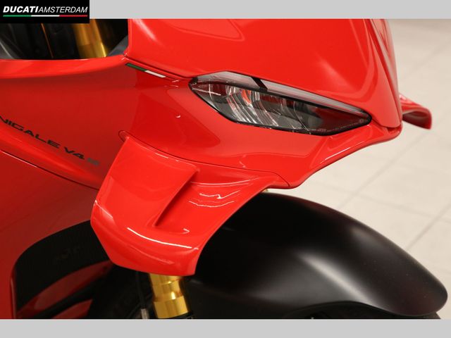 ducati - panigale-v4-s