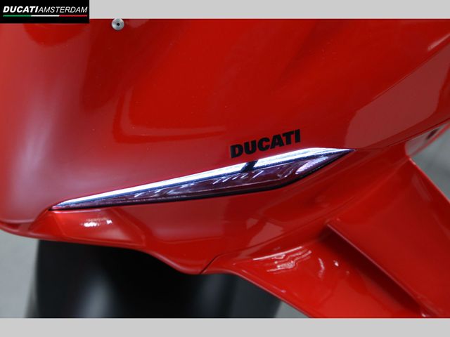 ducati - panigale-v4-s