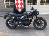TRIUMPH SPEED TWIN 900