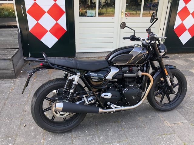 triumph - speed-twin-900