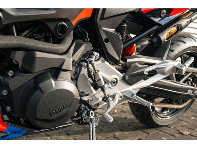 bmw - f-900-r
