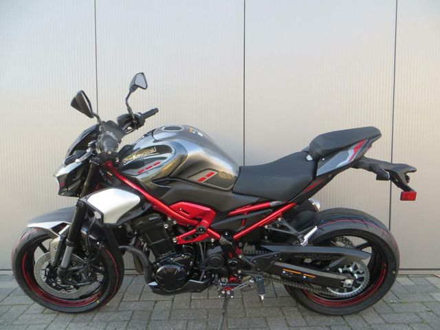 kawasaki - z900-70kw