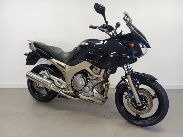 yamaha - tdm-900