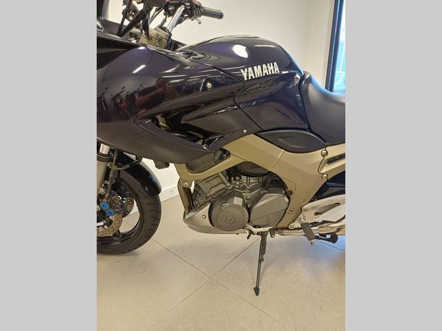 yamaha - tdm-900