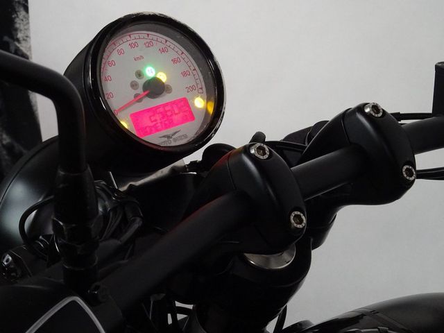 moto-guzzi - v-9-bobber
