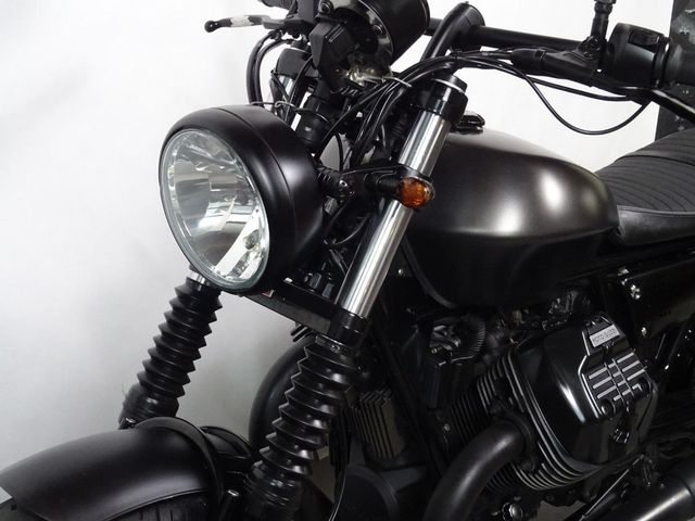 moto-guzzi - v-9-bobber