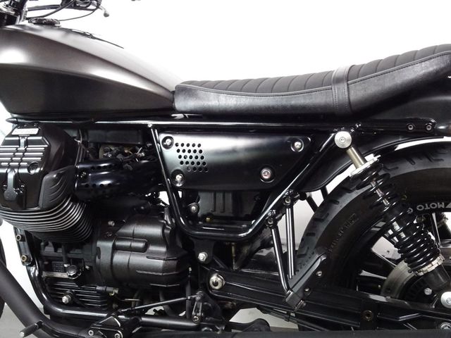 moto-guzzi - v-9-bobber