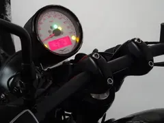 Moto Guzzi V9 Bobber 2016 occasion – foto 3 van 19