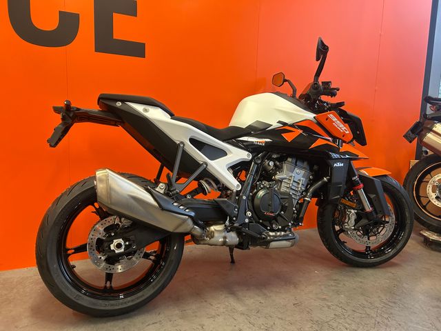 ktm - 990-duke