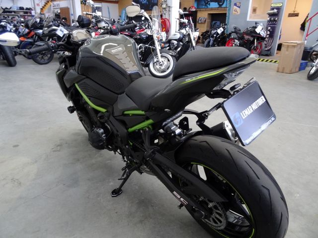 kawasaki - z900