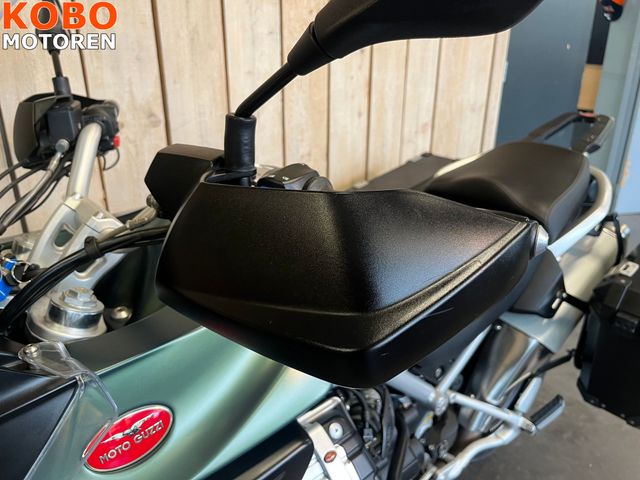 moto-guzzi - stelvio