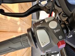Qjmotor SRT 450 RX 2026 nieuw – foto 15 van 26