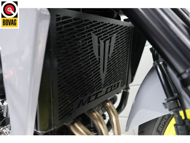 yamaha - mt-09-abs