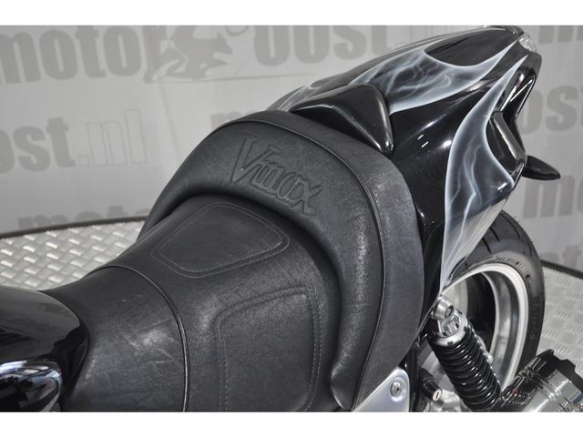 yamaha - vmx-1200-black-max