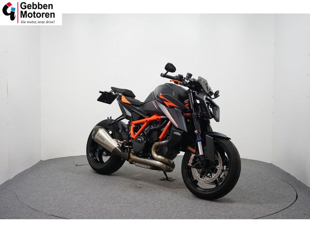 ktm - 1390-super-duke-r-evo