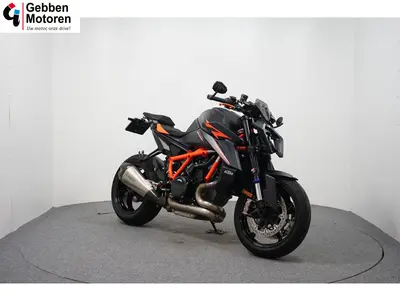 KTM 1390 SUPER DUKE R EVO – foto 2