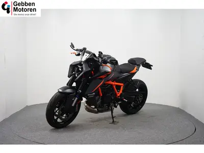 KTM 1390 SUPER DUKE R EVO – foto 4