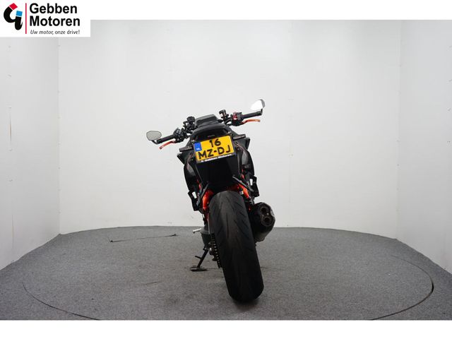 ktm - 1390-super-duke-r-evo