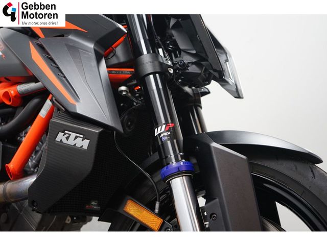 ktm - 1390-super-duke-r-evo