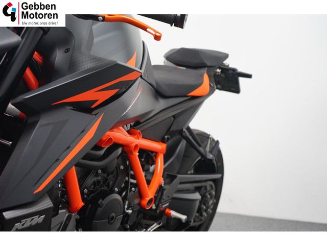 ktm - 1390-super-duke-r-evo