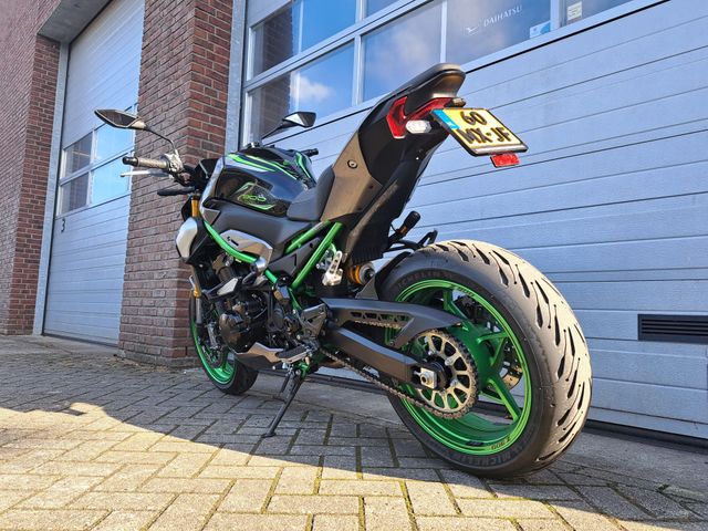 kawasaki - z900-se-performance