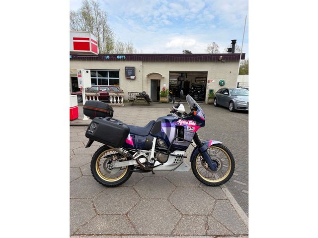 honda - xrv-750-africa-twin