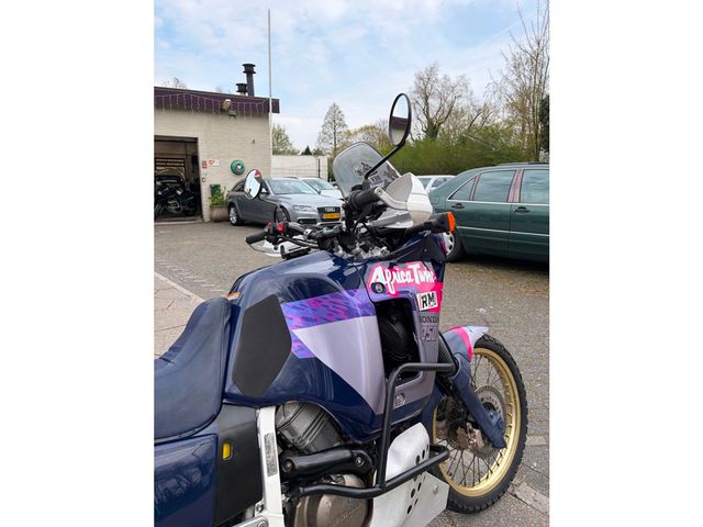 honda - xrv-750-africa-twin