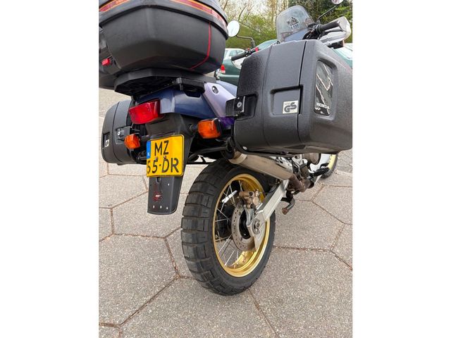 honda - xrv-750-africa-twin