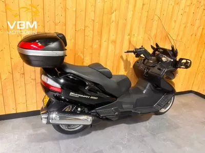 SUZUKI AN 650 BURGMAN ABS – foto 3