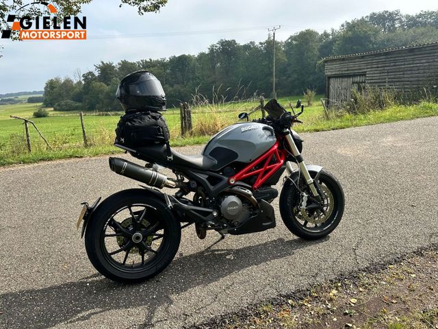 ducati - m-796