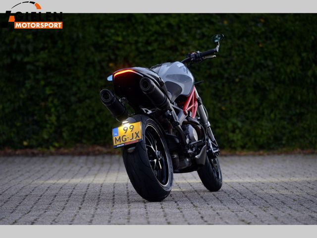 ducati - m-796