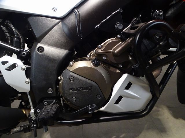 suzuki - v-strom-1050-xt