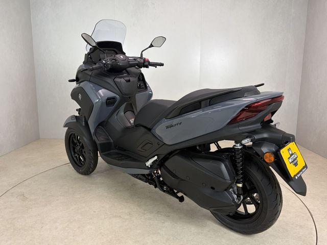 yamaha - tricity-300