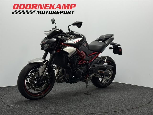 kawasaki - z900