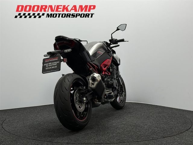 kawasaki - z900