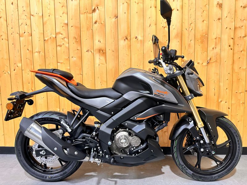 Qjmotor SRK 125 S 2026 nieuw