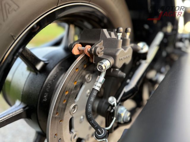 suzuki - c-1500-bt-intruder