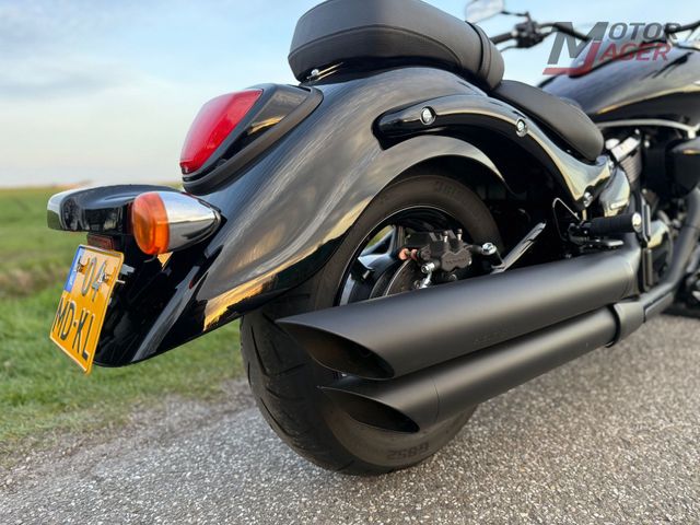 suzuki - c-1500-bt-intruder