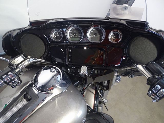 harley-davidson - electra-glide-ultra-glide-cvo-fltruse